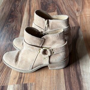 House of Harlow Beachwood Leather Suede Booties